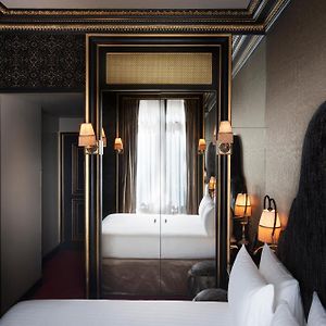 Deluxe Double Room Private Access to Pool Spa